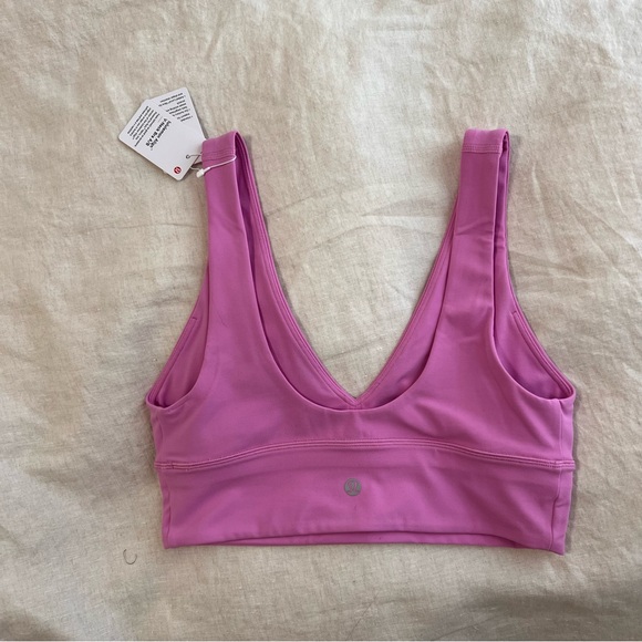 COPY - LULULEMON bra - Picture 2 of 4